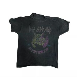 Def Leppard Black Graphic Tee